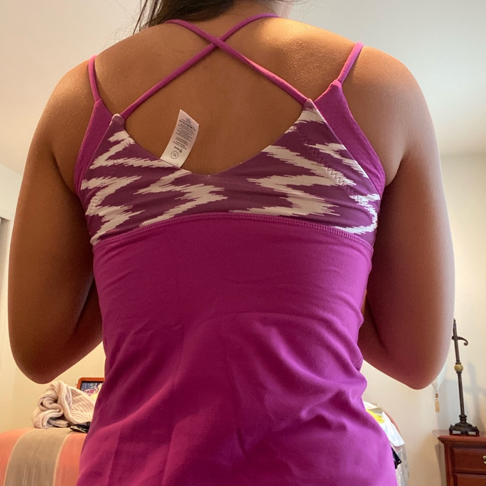 Athletic top - Picture 2 of 2